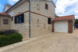Kuća sa bazenom, okolica Vodnjana, Istra, Vodnjan, بيت