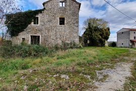 ISTRA, GROŽNJAN - Poljoprivredno zemljište u blizini naselja površine 25.760 m2, Grožnjan, Arazi