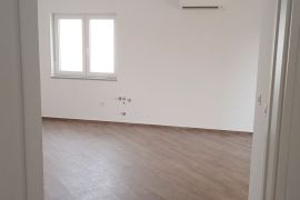 Stan u novogradnji u blizini mora, Medulin, Istra, Medulin, Appartment