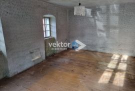 Vrbovsko, kuća, 30.000€, Vrbovsko, Maison