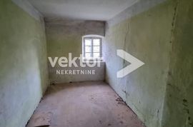 Vrbovsko, kuća, 30.000€, Vrbovsko, Famiglia