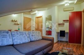 RIJEKA, CENTAR- stan 50 m2, Rijeka, Appartement