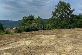 ISTRA, MOTOVUN - Građevinsko zemljište s idiličnim pogledom, Motovun, Земля