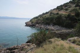 Brač Bol, zemljište 12459 m2 prvi red do mora, Bol, أرض