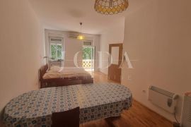 Crikvenica stan na šetnici, Crikvenica, Appartement