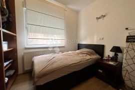 3S+DB 130m2 SA VELIKIM VRTOM U CENTRU VELIKE GORICE, Velika Gorica, Appartement