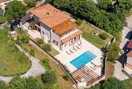 OTOK KRK SAMOSTOJEĆA VILA, Dobrinj, House