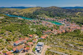 ZATON (ŠIBENIK)- POTPUNO OPREMLJENA LUKSUZNA VILLA, Šibenik - Okolica, Дом