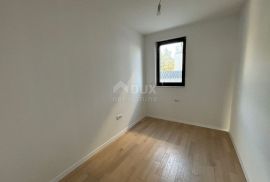 ZADAR, VIDIKOVAC - Stan u novogradnji s vrtom i garažom S1, Zadar, Apartamento