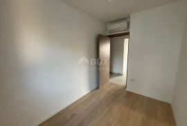 ZADAR, VIDIKOVAC - Stan u novogradnji s vrtom i garažom S1, Zadar, Apartamento