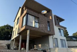 OPATIJA, PAVLOVAC - veći stan 148m2, 3 spavaće sobe, krovna terasa, novogradnja blizu Opatije, pogled, Matulji, Apartamento