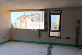 PETRČANE - JEDINSTVENA PRILIKA STAN S2 1. KAT, SAMO 130M OD MORA, Zadar - Okolica, Appartment