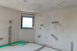 PETRČANE - JEDINSTVENA PRILIKA STAN S2 1. KAT, SAMO 130M OD MORA, Zadar - Okolica, Apartamento