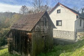 GORSKI KOTAR, SEVERIN NA KUPI-Zanimljiva prizemnica blizu rijeke, Vrbovsko, Maison