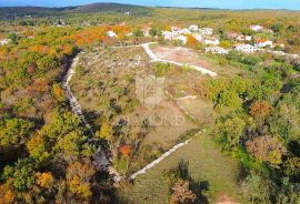 Labin, građevinsko zemljište na lijepoj lokaciji u predgrađu, Labin, Terrain