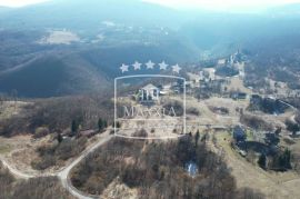 Plitvička jezera - teren 65.847m2, građevinski dio 11.000m2 + IDEJNI PROJEKT!, Plitvička Jezera, Terra