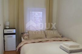 ZADAR, VINJERAC- Kamena kuća sa tri apartmana! Blizina mora!, Posedarje, Haus