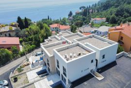 OPATIJA, LOVRAN - NOVO - Luksuzna kuća u nizu 100 m od plaže s bazenom i pogledom na more, Lovran, Maison