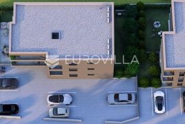 Trogir, odličan dvosoban stan na prvoj etaži NKP 60 m2, Trogir, Appartment