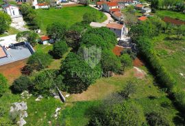 Barban, jug Istre, imanje sa kućom i 3 pomoćna objekta, Barban, Σπίτι