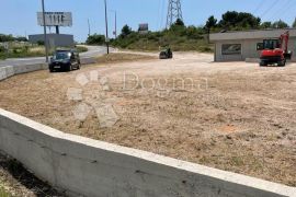 Građevinsko zemljište na atraktivnoj lokaciji Šibenik, Šibenik, Land