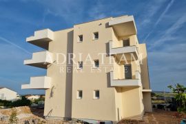 APARTMANI S POGLEDOM NA MORE, NOVOGRADNJA - POVLJANA, PAG, Povljana, Διαμέρισμα