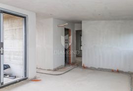 Umag, Lovrečica, Trosoban stan na prvom katu!, Umag, Apartamento