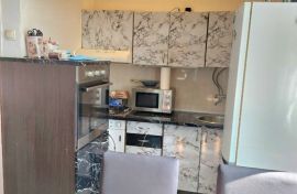 Stan u prizemlju s terasom, Umag, Umag, Apartamento