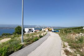 NOVIGRAD, ZADAR - Građevinski teren sa iskopima i pogledom na more, Novigrad, أرض