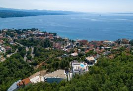 OPATIJA, CENTAR - nevjerojatan stan u novogradnji s pogledom na more, zajednički bazen, garaža, Opatija, Flat