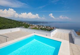 OPATIJA, CENTAR- penthouse u novogradnji 396m2 s panoramskim pogledom na more i s krovnom terasom s bazenom, Opatija, Daire