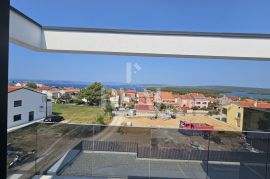 Novogradnja dvoetažni stan 117 m2,3S+DB,2 terase,400 m od mora, Punat, Appartement