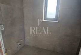 Novogradnja dvoetažni stan 117 m2,3S+DB,2 terase,400 m od mora, Punat, Appartement