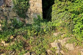 ISTRA, LIVADE (OKOLICA) - Kamene starine s panoramskim pogledom, Oprtalj, Дом