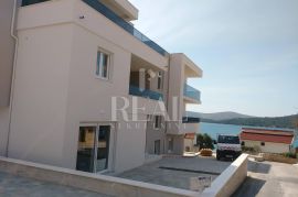 Luksuzan stan 100 m od mora 1S+DB 55,70m2 sa terasom, Šibenik - Okolica, Apartamento