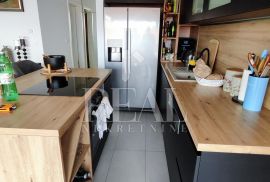 Luksuzan stan 100 m od mora 1S+DB 55,70m2 sa terasom, Šibenik - Okolica, Apartamento