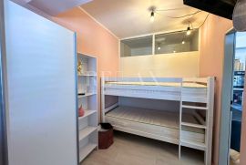 Crikvenica - stan s dvije spavaće sobe u centru, Crikvenica, Appartamento