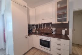 NOVI VINODOLSKI, stan prvi red do mora, Novi Vinodolski, Apartamento