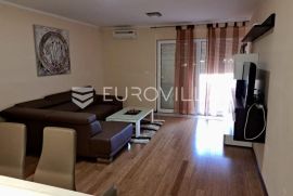 Crikvenica, poslovni prostor od 126.65m2 u turističkoj funkciji, Crikvenica, Gewerbeimmobilie