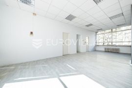 Zagreb, Kruge, poslovni prostor / ulični lokal 65 m2, Zagreb, Ticari emlak