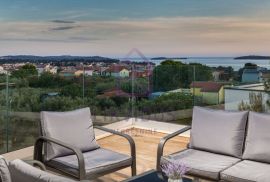 Luksuzna vila u Fažani s pogledom na more, Fažana, Maison