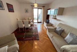 Ugodan apartman- novija zgrada, blizina mora !, Opatija - Okolica, Flat