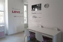 BELVEDER, novouređen stan 2SKL, 65 m2, pogled na more, Rijeka, Appartment