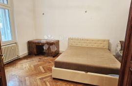 PREKRASAN GOSPODSKI STAN U SRCU ZAGREBA, Donji Grad, Flat