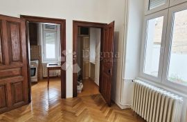 PREKRASAN GOSPODSKI STAN U SRCU ZAGREBA, Donji Grad, Appartement