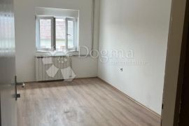 SESVETE NAJAM-STAN ZA 24 OSOBE, Sesvete, Appartment