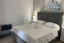 Komforan trosobni stan Makarska, Makarska, Apartamento