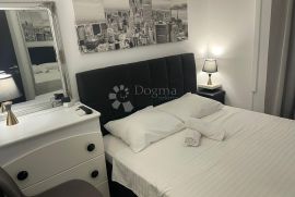 Komforan trosobni stan Makarska, Makarska, Appartment