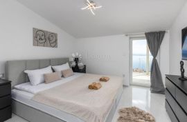 OPATIJA, 85m2, POGLED, BAZEN, PARKING, Matulji, Διαμέρισμα