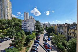 Jelićeva ulica komforan 1SKL 42 m², Rijeka, Appartamento